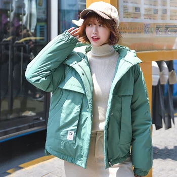 

QIMAGE New Winter Women Parkas Solid Color Female Short Jacket Coat Thick Warm Casual Cotton Overcoat Jacket Parkas 6 Colors