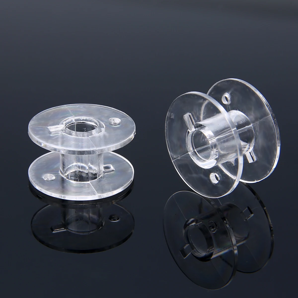 30pcs Transparent Plastic Bobbin Spool 10*20 mm Bobbins Durable Sewing Machine Parts for Brother Sewing Machine