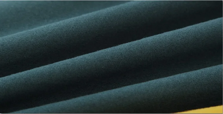4383678740_379212414