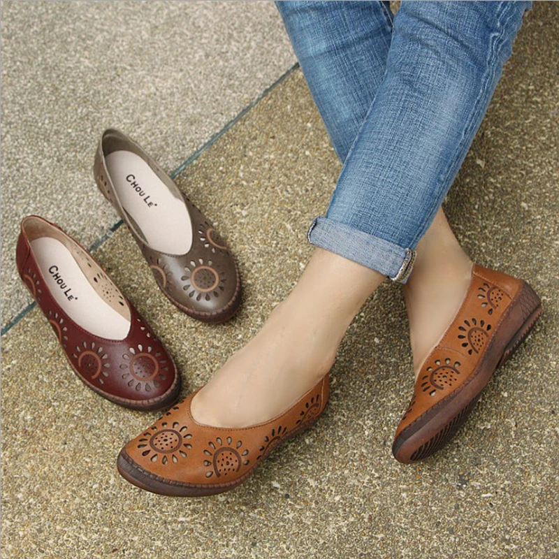 

2018 Summer Sandals Genuine Leather Hole Shoes Female Literary Sheep Skin Hollow Comfortable Flats Casual Boat Shoes Women SALE