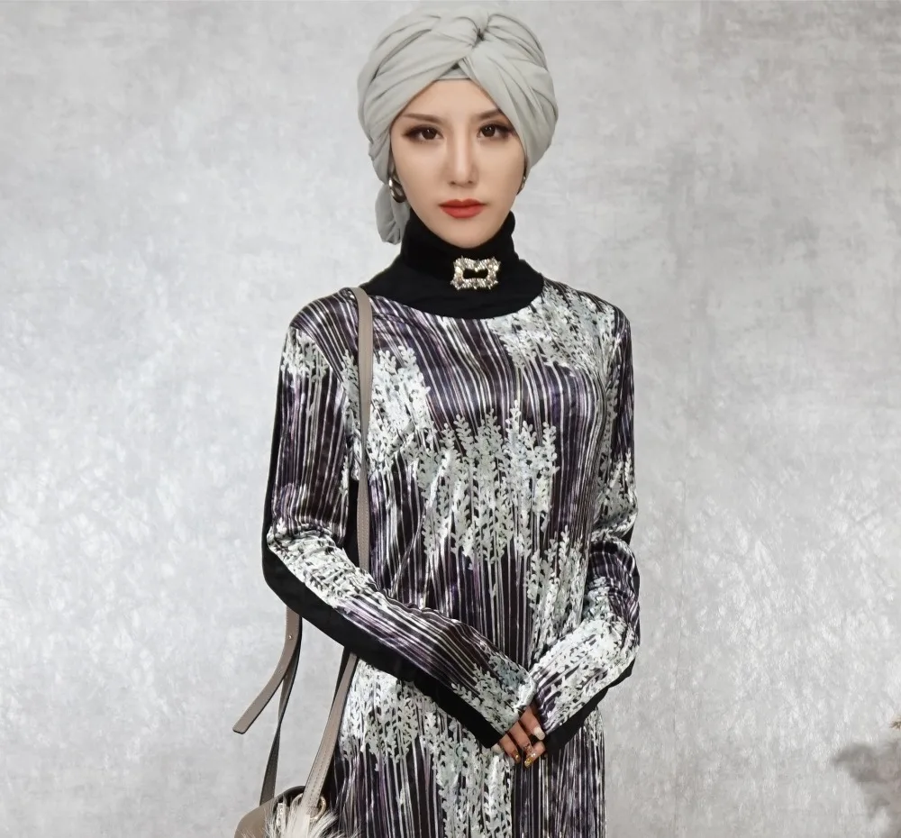 Winter-glossy-fabric-golden-silver-big-real-Fox-fur-collar-hooded-down-coat-female-two-face.jpg_640x640 (1)