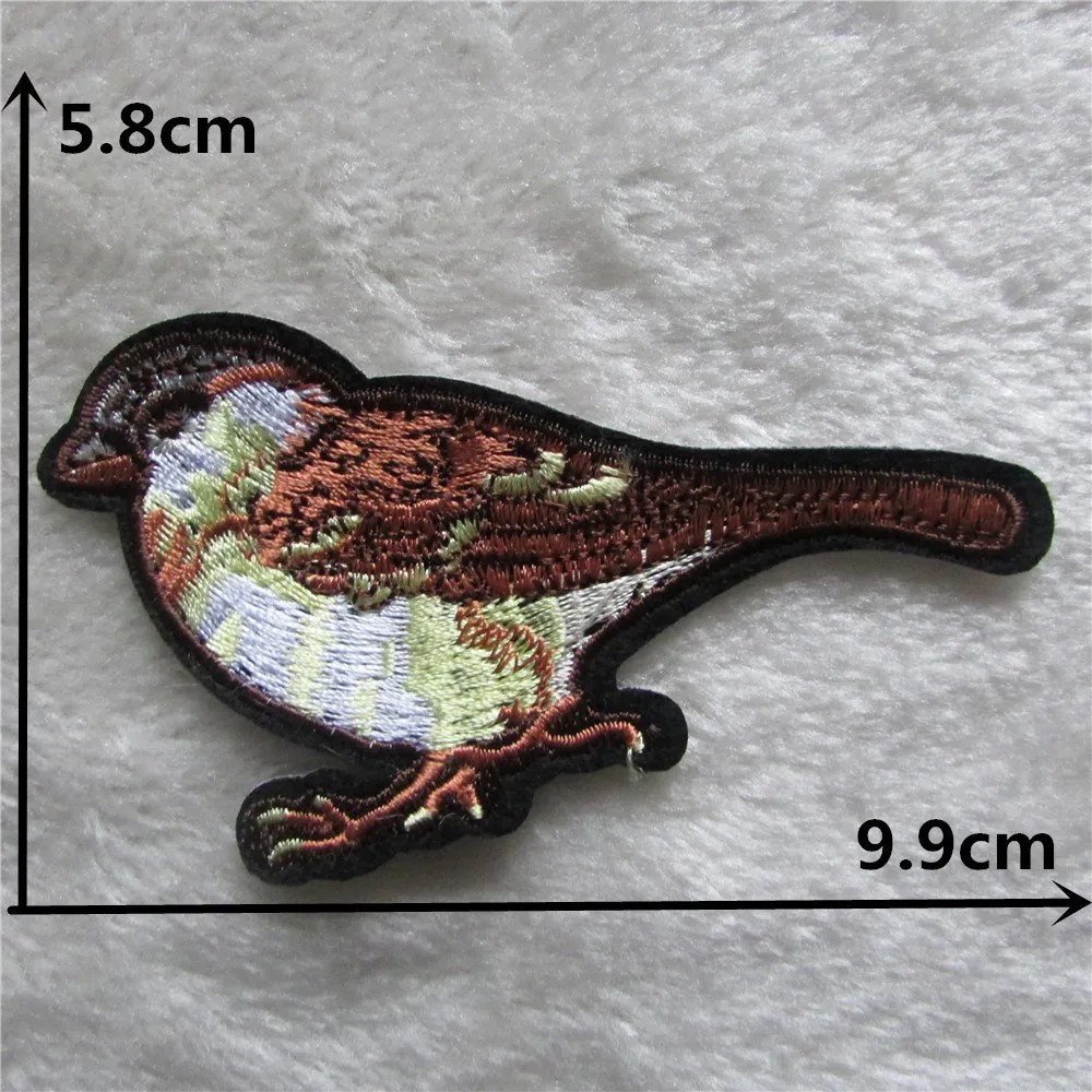 Bird Animal DIY Cartoon Badges Patch Iron on Clothes Embroidered Appliques Stripes Stickers DIY jeans Accessories Scrapbooking