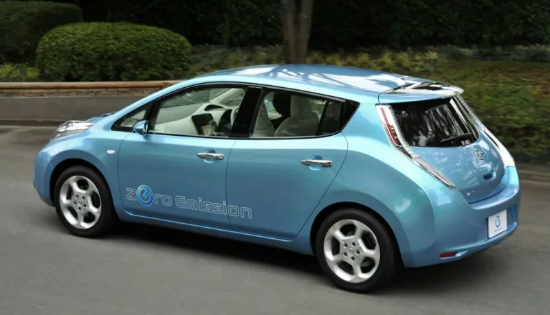 NOR EV 1:43 nissan LEAF 2012 сплав модель автомобиля литья под давлением металлические игрушки подарок на день рождения для детей мальчик