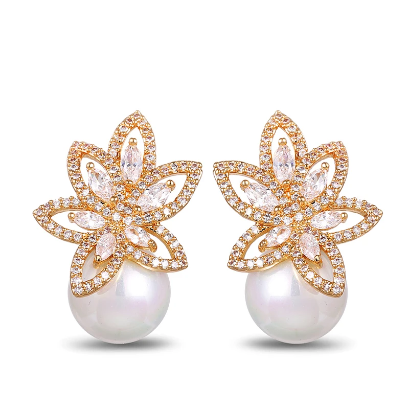 

2018 High Quality Pearl With Tiny AAA CZ Crystal Hollow Out Flower Stud Earrings For Women Jewelry 2 Colors Wedding Gift