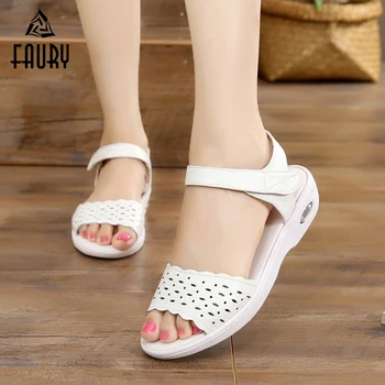 

2018 Summer New Sandals for Hospital Medical Working Nurses Doctors Female Soft Breathable Wedges Non-slip Cushion Work Shoes