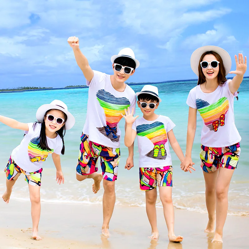 

2018 New Summer family matching clothes Mother Daughter father son Sets short sleeve cotton T shirt + Shorts outfits
