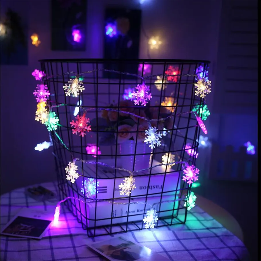 AC220V 10M 50LED Christmas lights snowflake lamp holiday lighting for outdoor/wedding party decoration curtain string lights AC220V 10M 50LED Christmas lights snowflake lamp holiday lighting for outdoor/wedding party decoration curtain string lights