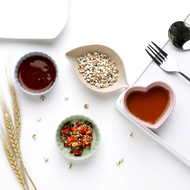 

4pcs/lot Kitchen Tableware Love Pure Color Wheat Straw Bowl Vinegar Seasoning Solid Soybean Dish Sauce Salt Snack Small Plate