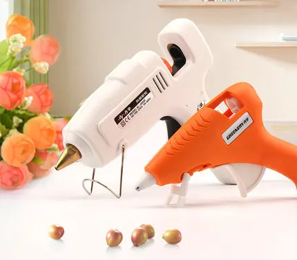 

AC110V-220V 20W-200W Mini Constant Temperature Hot Melt Glue Gun DIY Tool Send 5pcs Glue Stick Free Shipping