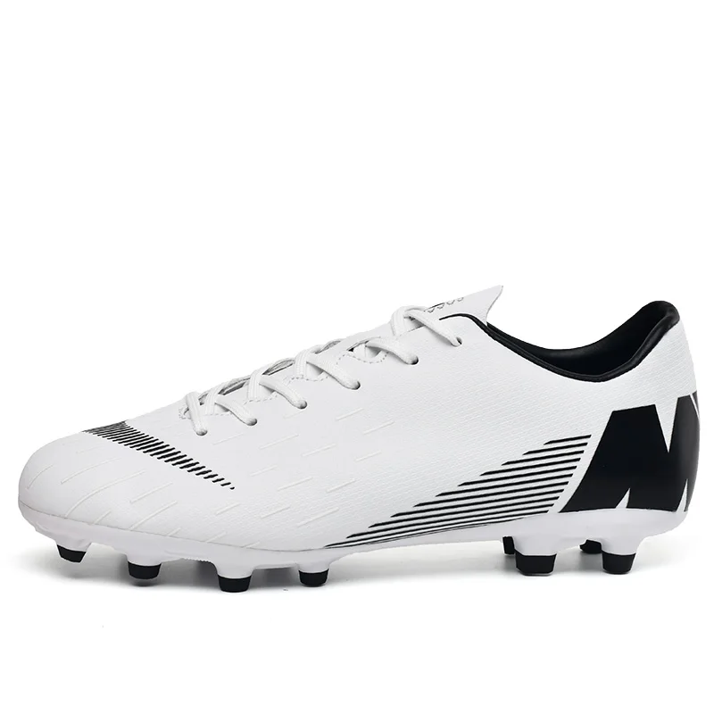 

Explosive long nails, broken nail soccer shoes, soft and lightweight non-slip wear-resistant training shoes
