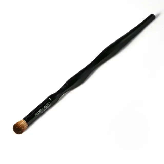 Sonia Kashuk human body curve brush eye concealer brush 8 makeup