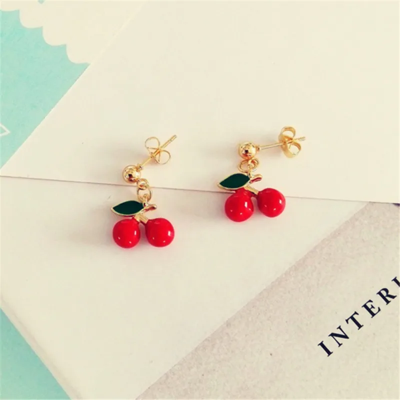 

Sweet little sprout cherry earrings drip Exquisite fashion girls fashion earrings earrings Pop cherry stud earrings