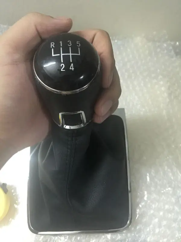 

FREE SHIPPING FOR VOLKSWAGEN PASSAT B7 2011 2012 2013 2014 2015 NEW 5 SPEED CAR GEAR Shifter KNOB WITH BLACK LEATHER BOOT