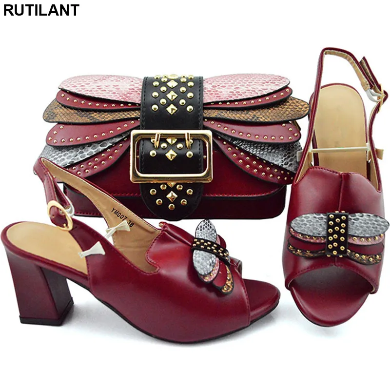 New Arrival African Shoes and Bag Set for Party Italian Nigerian Women Wedding Pumps Shoe and Bag Italian Design Set Plus Size New Arrival African Shoes and Bag Set for Party Italian Nigerian Women Wedding Pumps Shoe and Bag Italian Design Set Plus Size