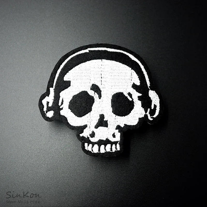 

Skull Music (Size:7.3x5.6cm) DIY Cloth Badges Patch Embroidered Applique Sewing Clothes Stickers Apparel Accessories