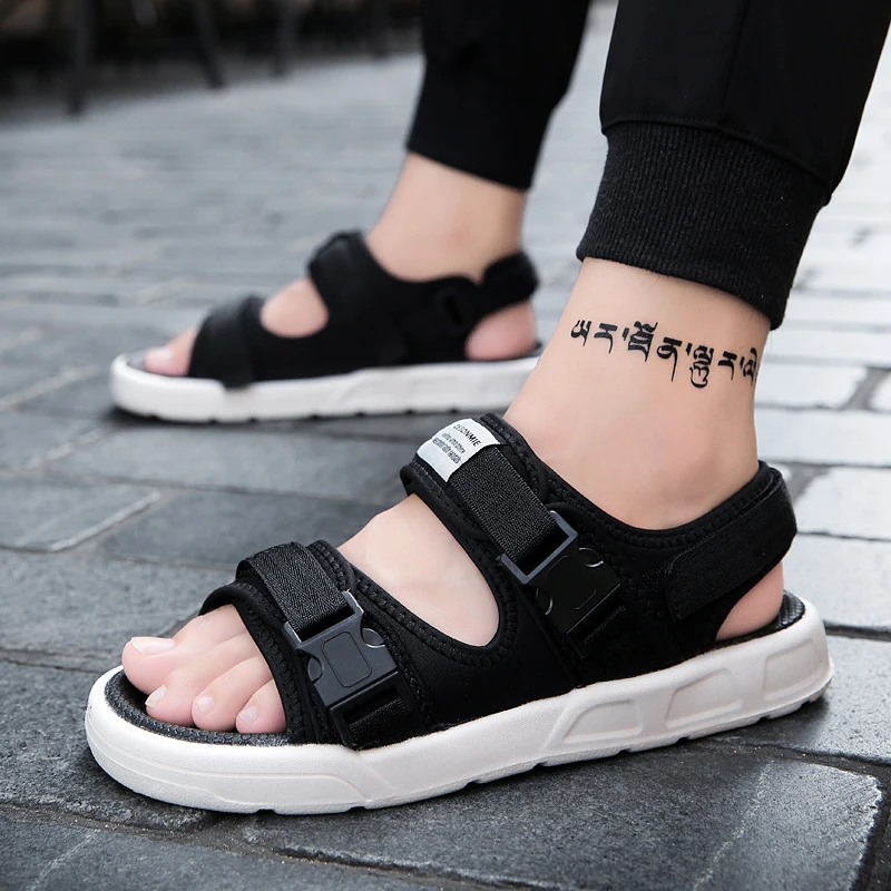 

2018 Summer Gladiator Men's Outdoor Shoes Man Beach Sandals Hollow Roman Men Casual Shoe Flip Flops Large Size 43 Slippers Flat