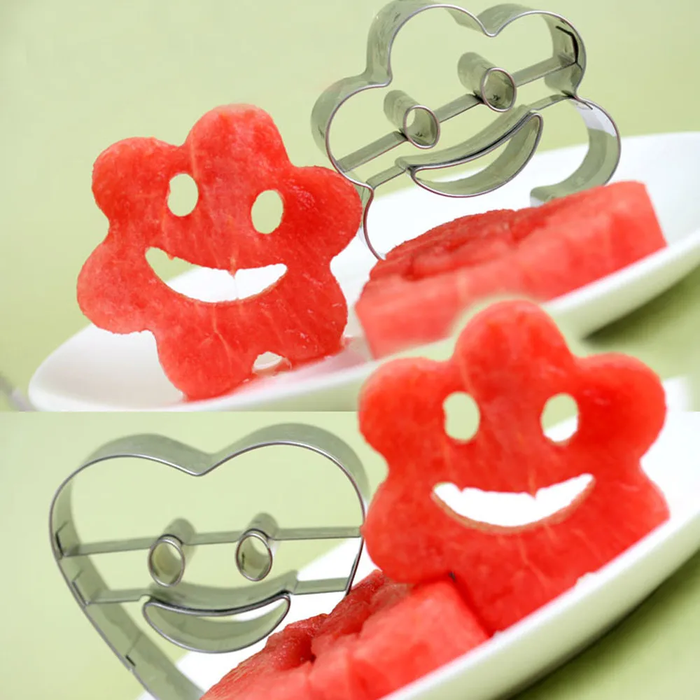 

4Pcs/Set Cutter Mold Smiling Face Cookies Cutter Pastry Biscuit Cake Decorating Mold For Moulds Fruit Vegetable Cookie Tools