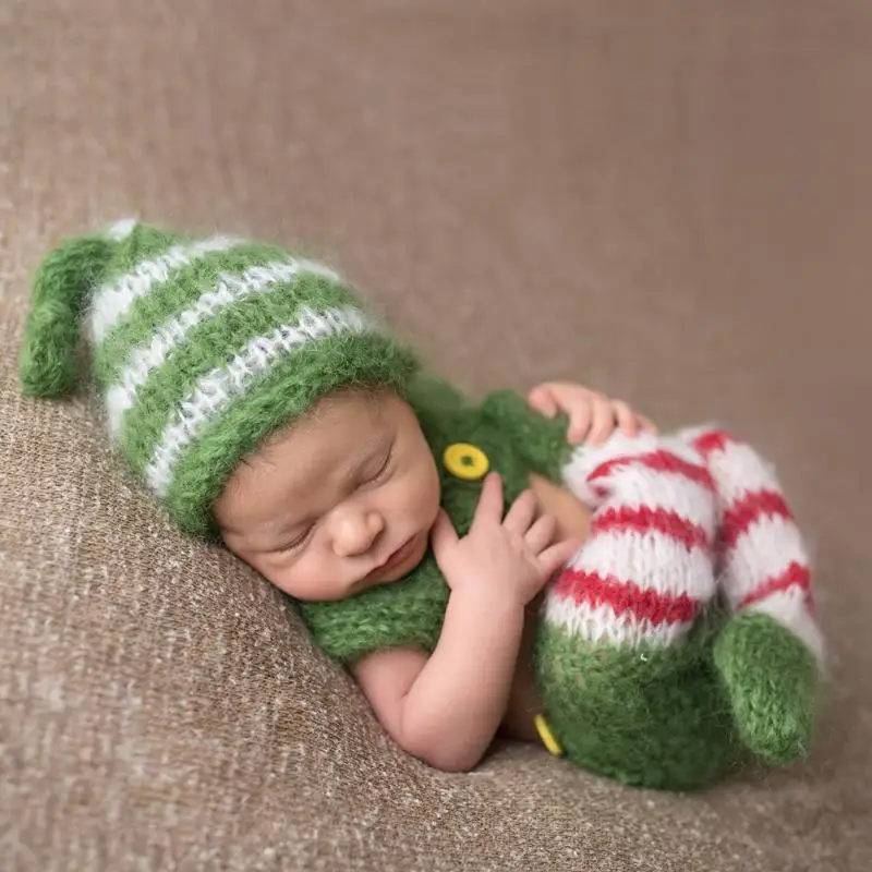 

2pcs Infants Crochet Costume Bind Foot Bib Pants Hat Set Baby Cap Girl Boy Clothes Newborn Baby Photography Props