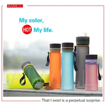 Neue sport wasserflasche bunten raum tasse hochwertigem kunststoff flaschen mit seil 400 ml/600 ml sommer geschenk freies verschiffen AIWILL