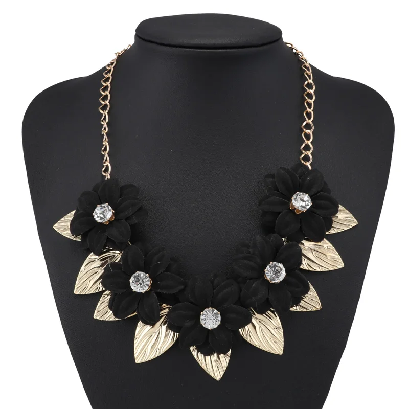 Seblasy Макси массивные ювелирные изделия золотого цвета большие 5 хрустальных цветов ожерелья и подвески с сплавом чокер с листьями ожерелья для женщин - Окраска металла: Black