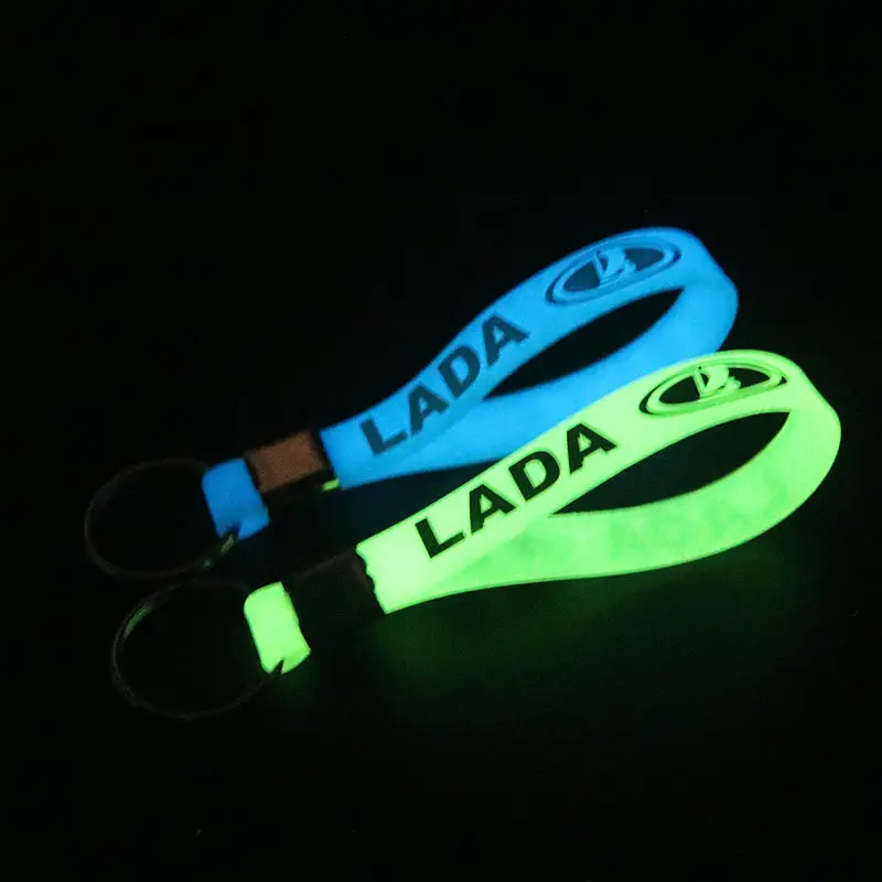 

Car-Styling Luminous Silicone Keychain Car Sticker key ring For Lada Niva Kalina Priora Granta Largus Vaz Samara Key Chain