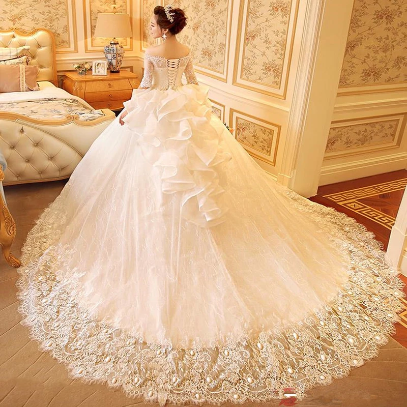 Gorgeous-Lace-Half-Sleeves-Ball-Gown-Wedding-Dress-2017-Sexy-Boat-Neck-Wedding-Dresses-White-Ivory (1)