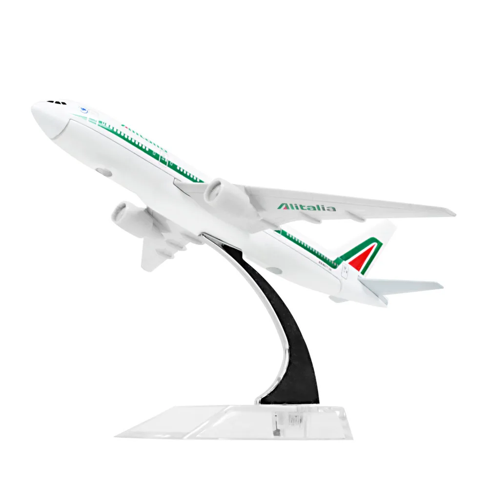 

Alitalia Airlines Boeing 777 16cm airplane models child Birthday gift plane models toys Free Shipping