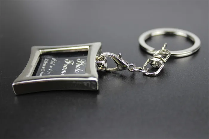 4328791847_738072557