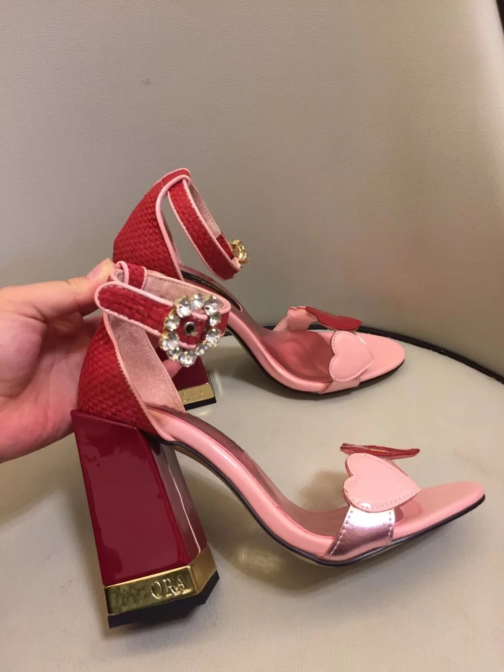 

High quality heart-shaped 10cm thick heels sandals Fashion women high heels sandals Chic party shoes BY491