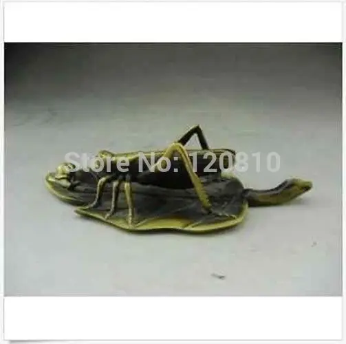 

Absolutely Rare! Chinese Archaic bronze Statue leaf /grasshopper/ snail Statues