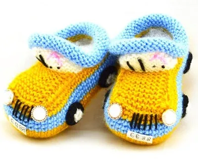 Hand Knitted Crochet Baby booties first shoes trainers unisex Knit To Order