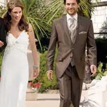 Новое поступление, смокинги для жениха, Черный Жених, заостренный лацкан, Лучший мужской костюм для жениха, свадебные костюмы для выпускного вечера(куртка+ брюки+ галстук+ жилет