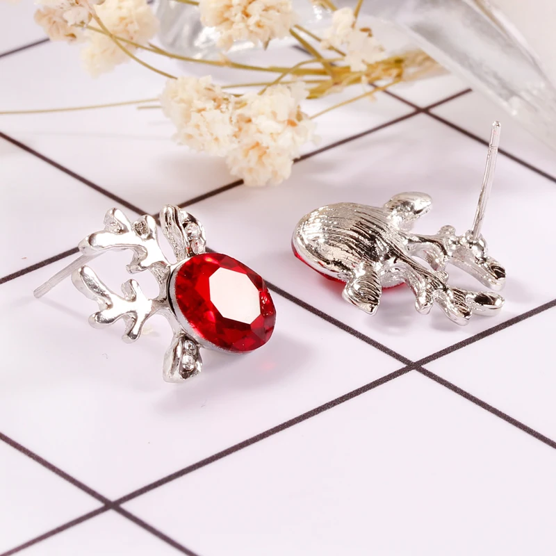 Quasimodo Christmas Earrings Santa Claus Studs Inlaid With Zircon For Women Christmas Decorations Female Christmas Party Jewelry (26)