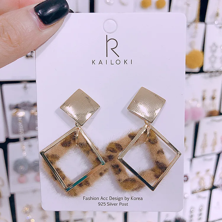 AOMU Metal Gold Velvet Leopard Print Fur Star Ball Tortoiseshell Acrylic Geometric Circle Square Long Drop Earrings for Women