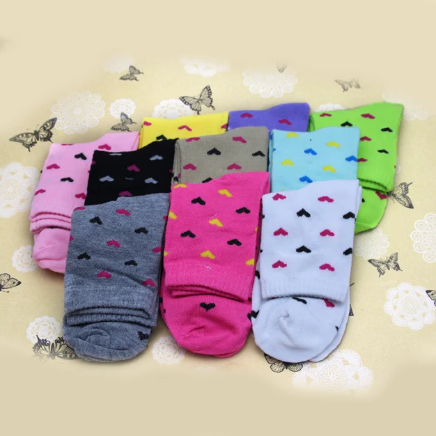 

5 Pairs/ Lot Fashion Spring Autumn Winter Love Heart Pattern Candy Colors Meias Women Socks Quality Cotton Sock Free Shipping