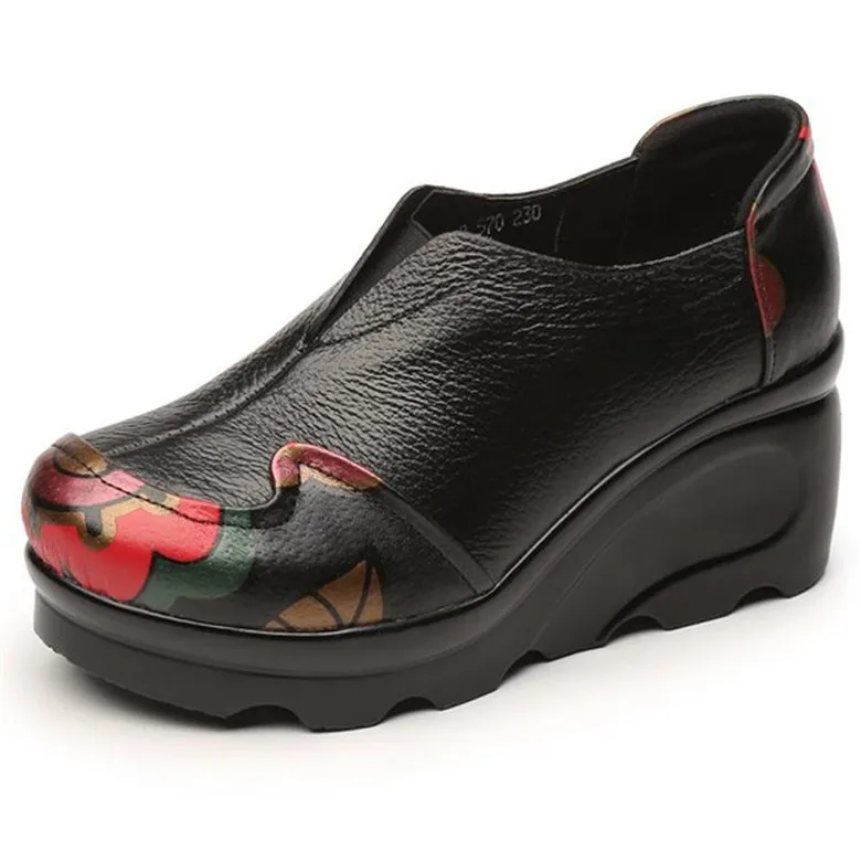 YAERNI/Новинка года; обувь из натуральной кожи; Женская удобная обувь на высоком каблуке; повседневная обувь на танкетке; E497 - Цвет: Черный