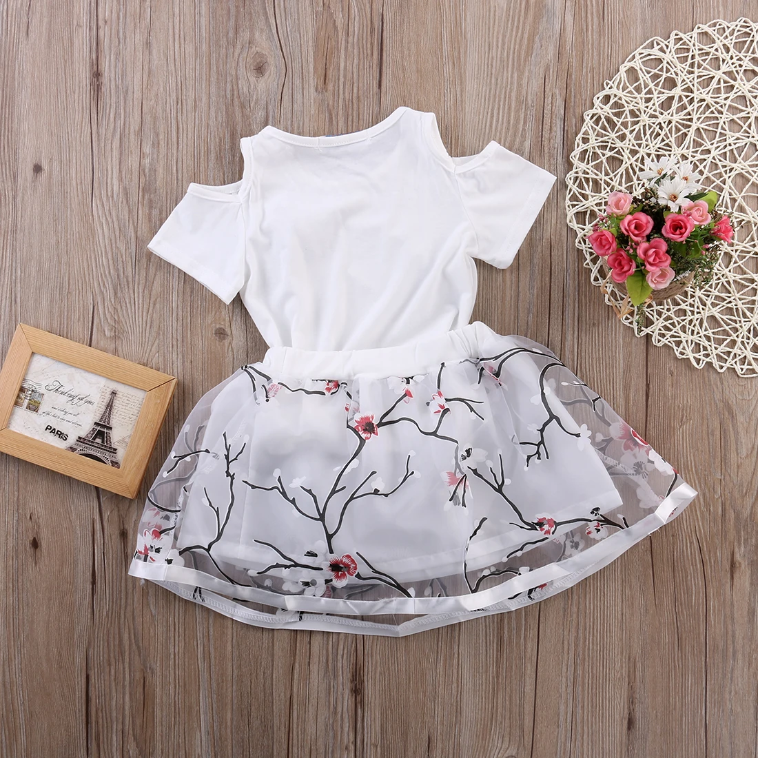 Baby-Girls-Clothes-2016-New-Arrival-Baby-Girls-Dress-Summer-Short-Sleeve-T-Shirt-Top-Hole-Floral-Skirt-2PCS-Outfit-Child-Dress-3