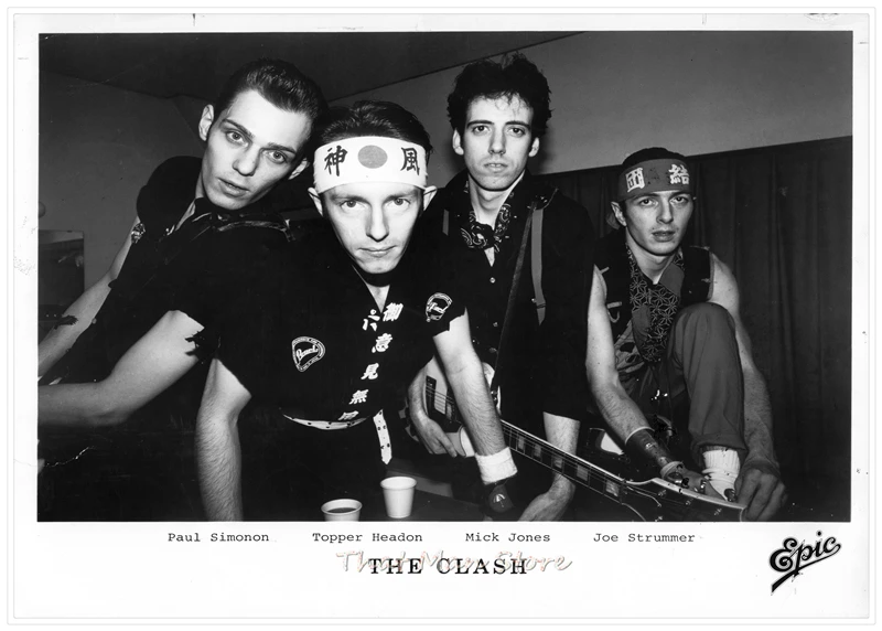 Краш-группа Clash London призвание рок-панк белая крафт-бумага плакат подарок - Цвет: Розовый