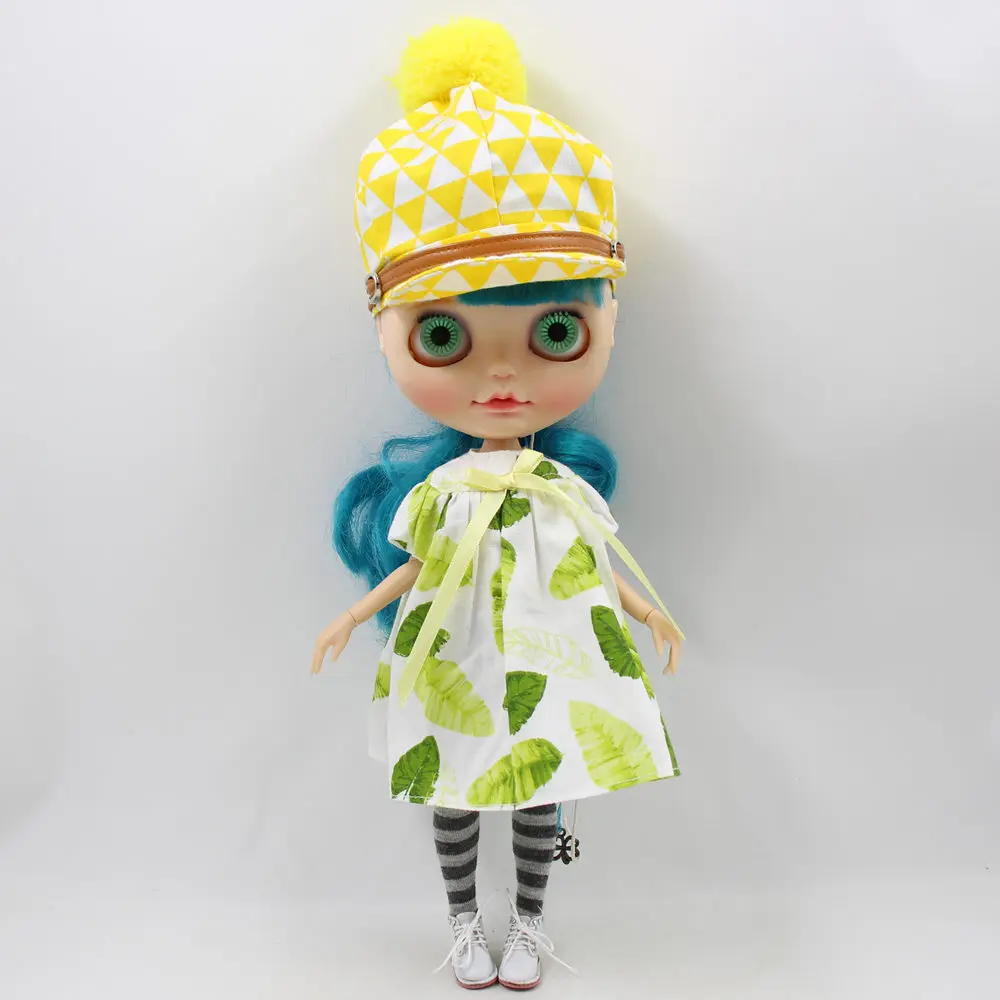 Комплект одежды для куклы Blyth зеленое платье с полосатыми чулками и нижним бельем