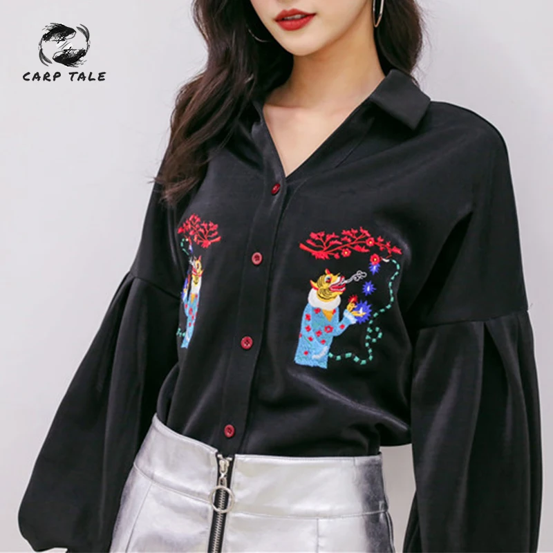 

2019 spring and autumn new women's design sense fashion trend shirt Hong Kong flavor loose wild shirt tide women's clothing