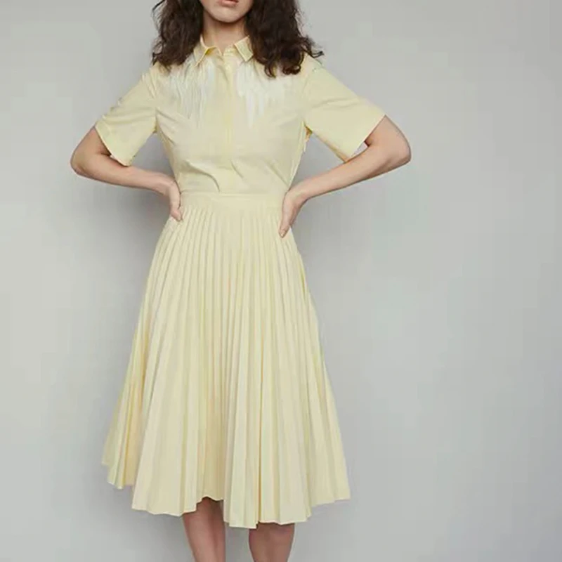 

2019 New Women Embroidery Pleated Dress Short Sleeve Backless Design Elegant Summer Dress