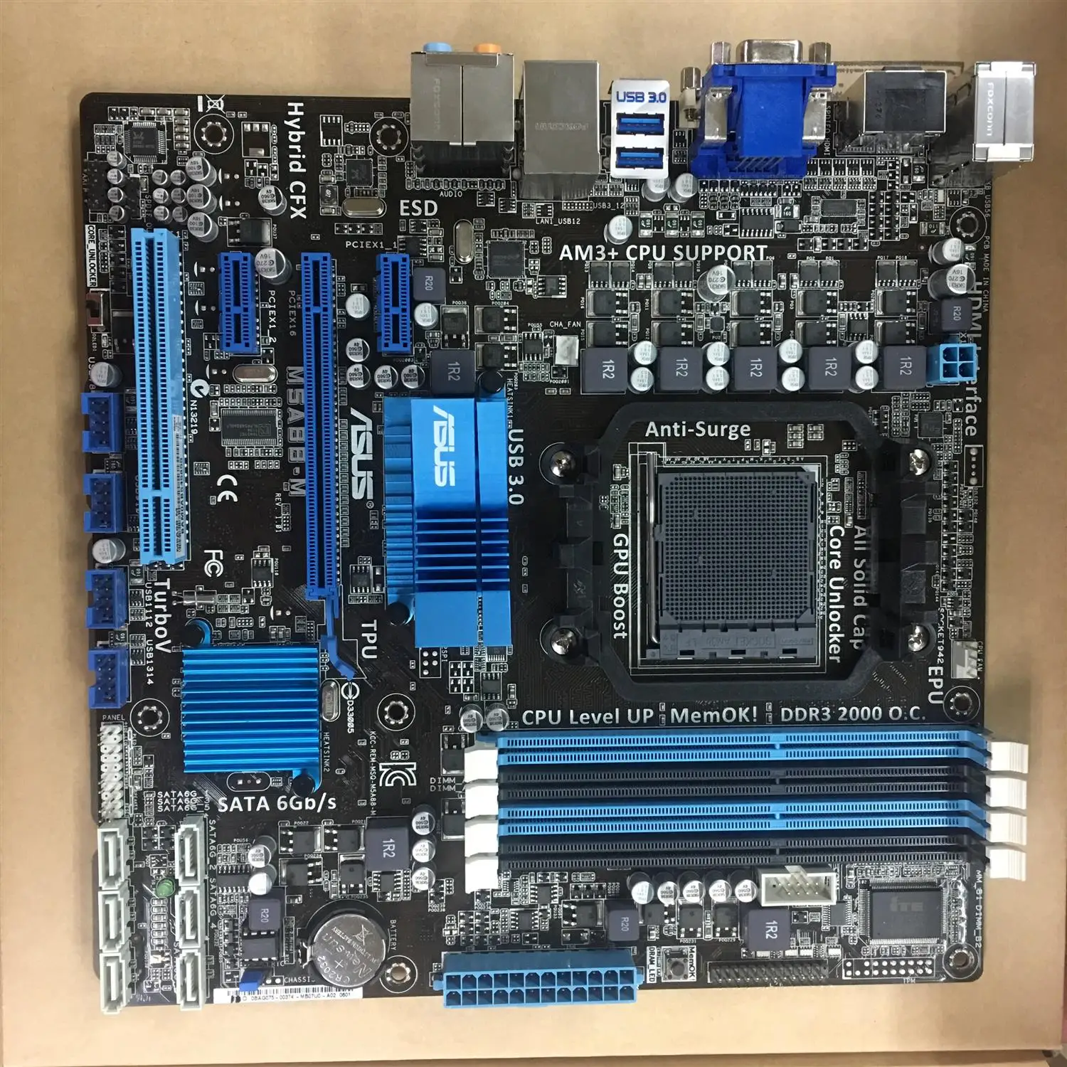 Б/у для настольной материнской платы Asus 880G разъем AM3 + DDR3 SATA3 USB3.0|socket am3|motherboard for
