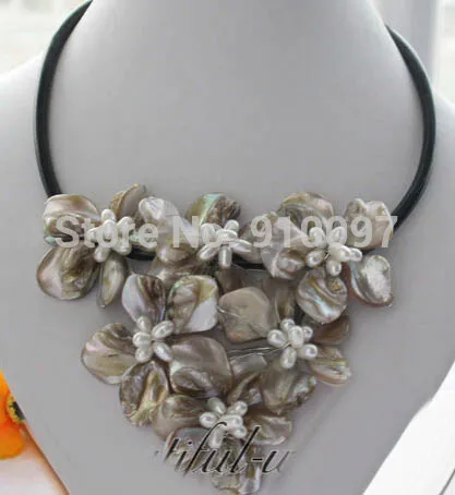 

LHX5568>>>>18" baroque shell nature color flower necklace collapsible