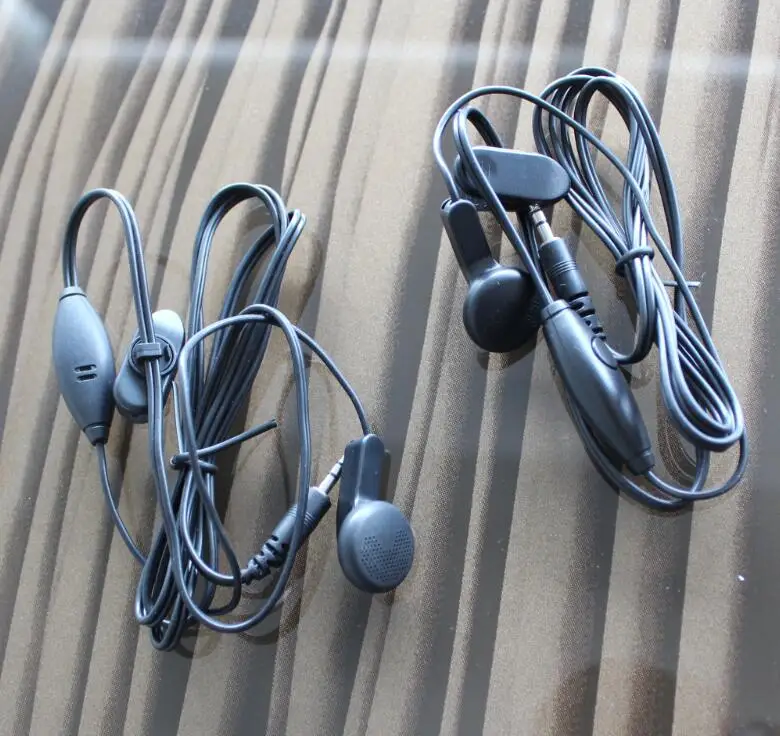 earphones