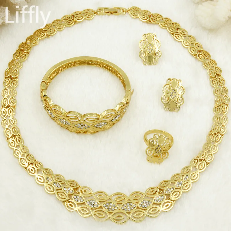 

2017 New Christmas Gifts Fashion Large Crystal Necklace Earrings Bracelet Jewelry Set Israel Dubai Bride Wedding Accessories