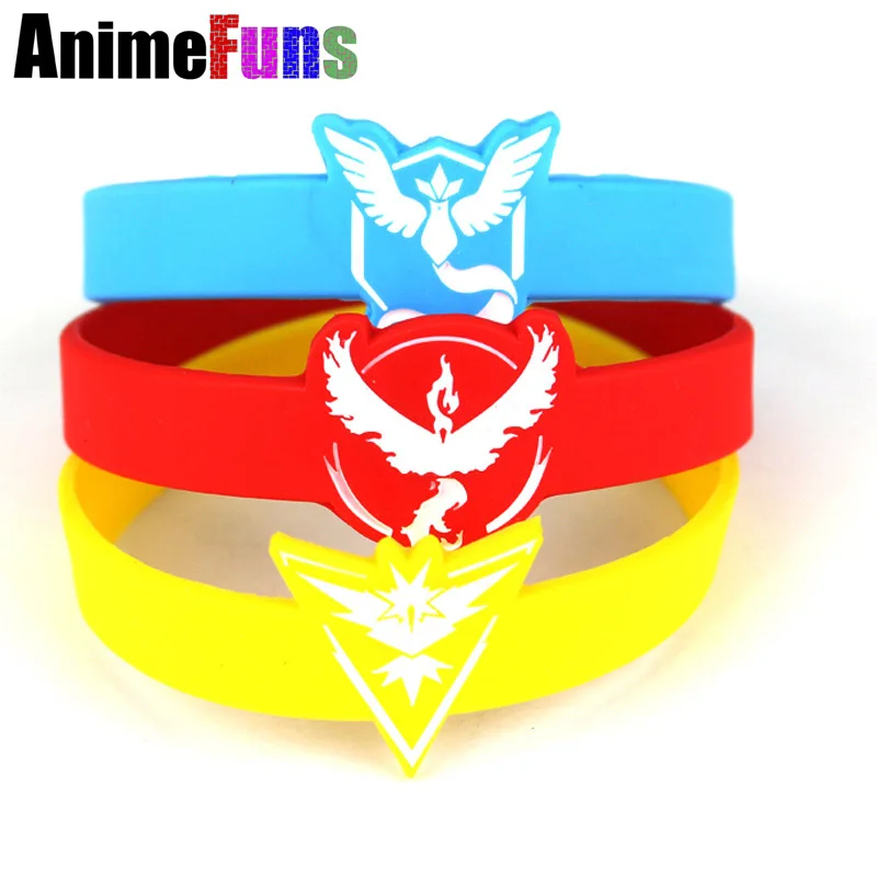 

Pokeball Pikachu Wristbands Pokemon go Team Instinct Team Mystic Team Valor Hologram Charm Silicone Bracelets Bangles
