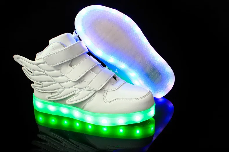 Size 25-37 Children LED Shoes Baskets Boys Girls Glowing Luminous Sneakers with Light Sole Kids Light Up Sneakers LED Slippers