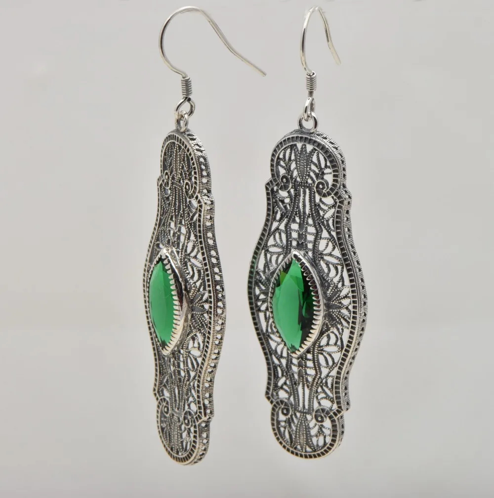 

Europe jewelry sexy goddess of Victoria age Retro 925 sterling silver emerald earrings hollow-out decorative pattern