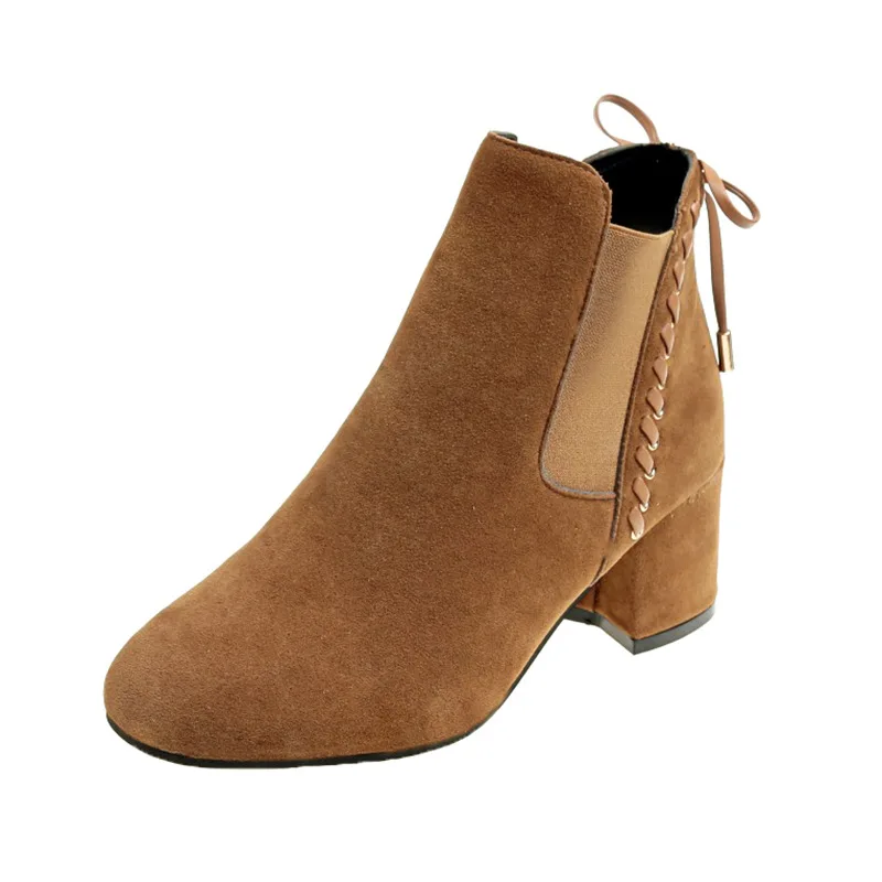 

2019 Europe and the United States new Martin boots woven short tube elastic women's boots brwon 0220