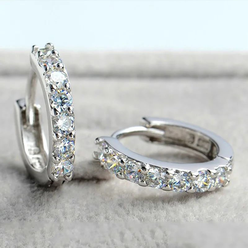 ae01.alicdn.com/kf/HTB1RJE0KFXXXXcQXXXXq6xXFXXXC/Top-Qualidade-Barato-Branco-Banhado-A-Ouro-Zirconia-Diamante-Brinco-de-Argola-Moda-Jóias-Rodada-Brincos.jpg